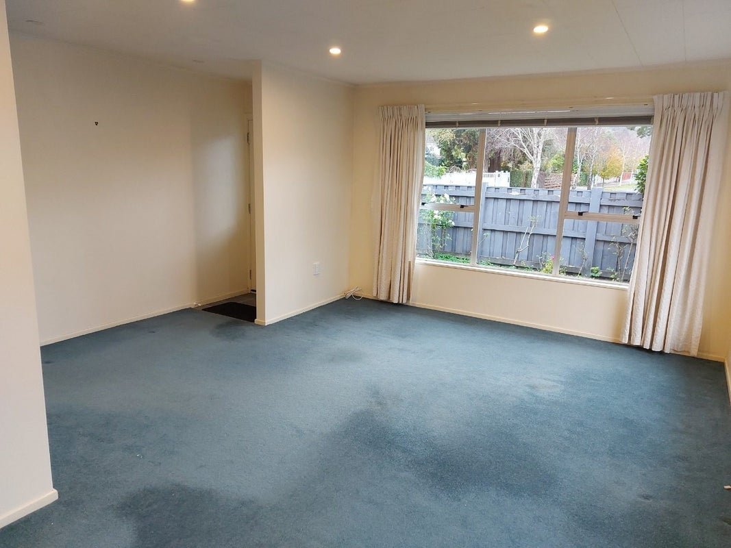 1/392 Fergusson Drive, Heretaunga, Upper Hutt - Carousel 2