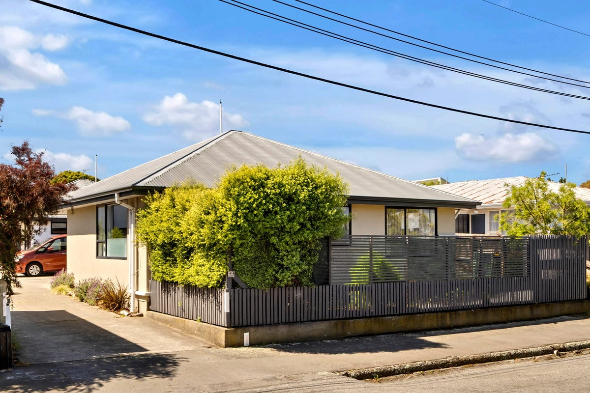3/39 Buffon Street, Waltham, Christchurch - Carousel 15