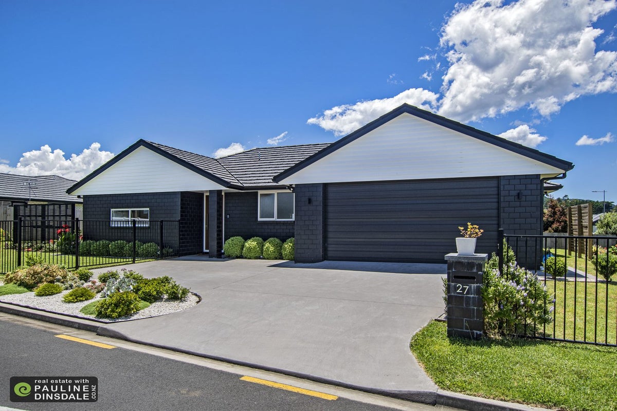 27 Ohau Crescent, Tikipunga, Whangarei - Carousel 1