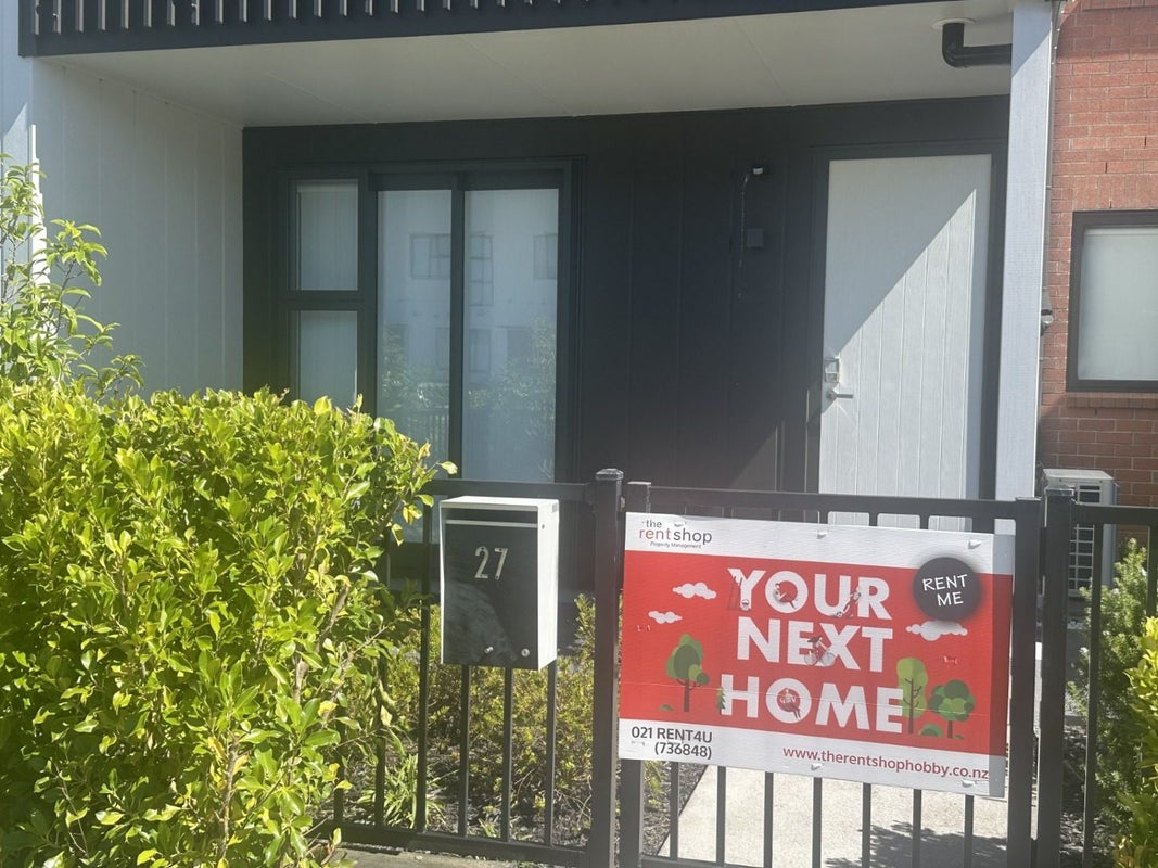 27 Manarini Road, Westgate, Auckland - Carousel 1
