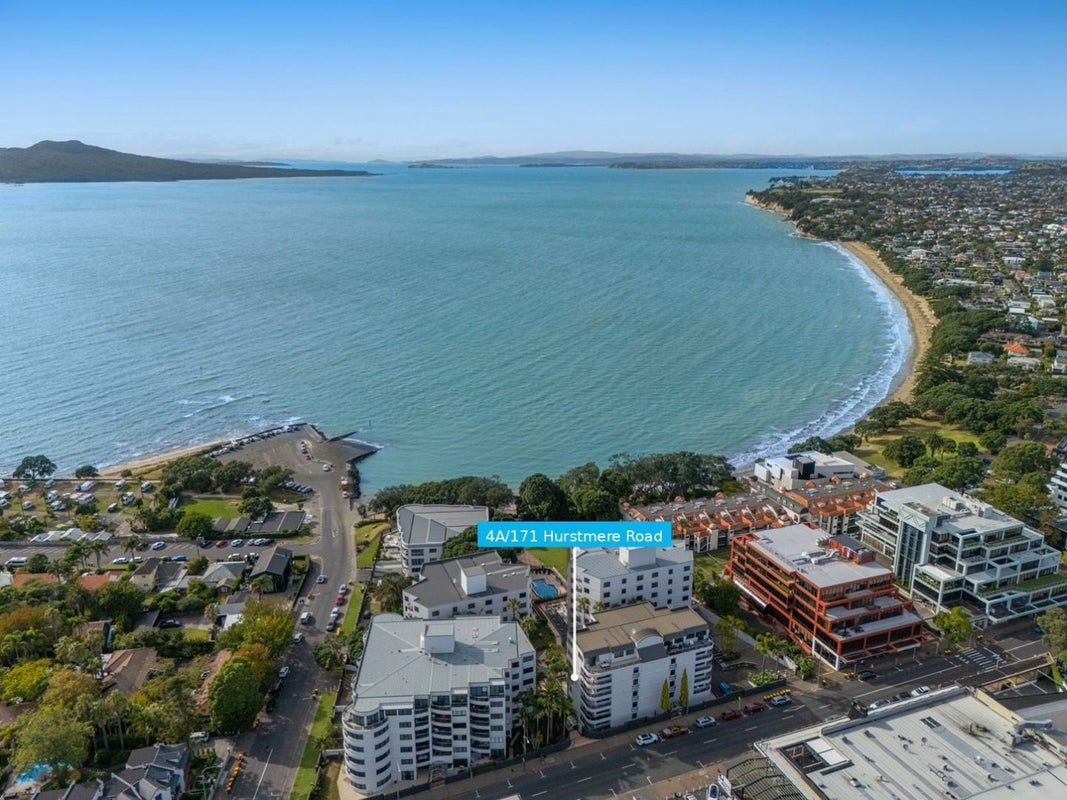 4A/171 Hurstmere Road, Takapuna, Auckland - Carousel 1