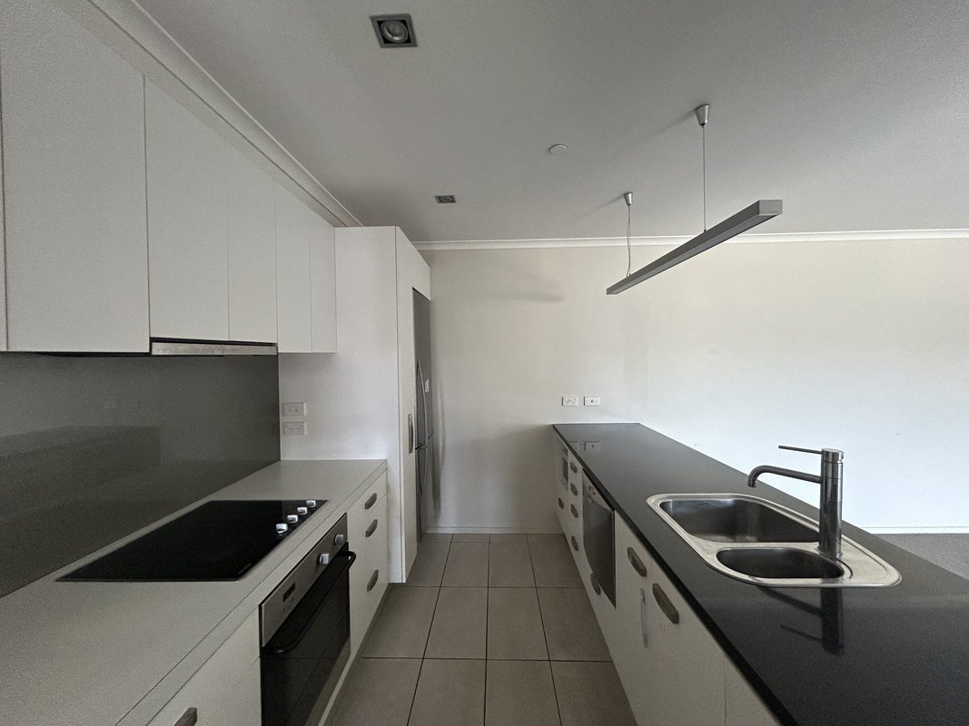 6D/39 Taranaki Street, Te Aro, Wellington - Carousel 2