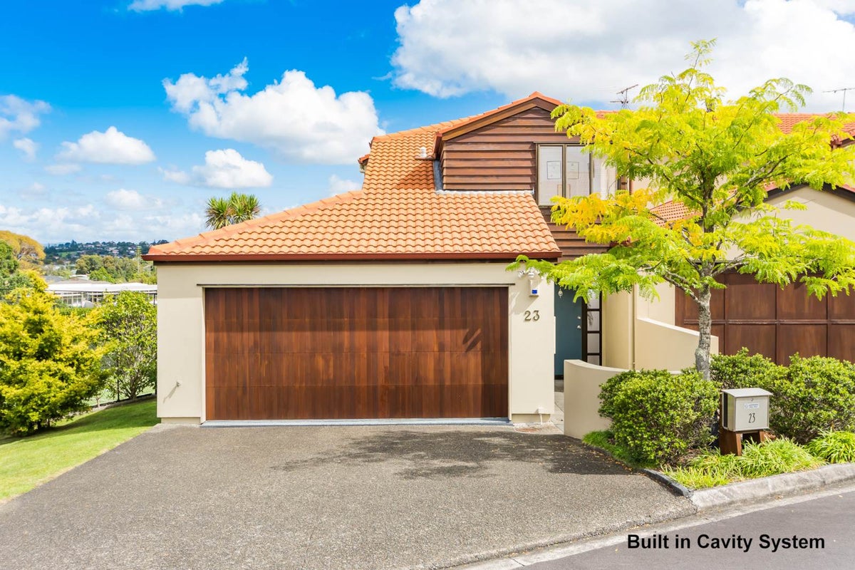 23/8 Tobago Place, Sunnynook, Auckland - Carousel 2