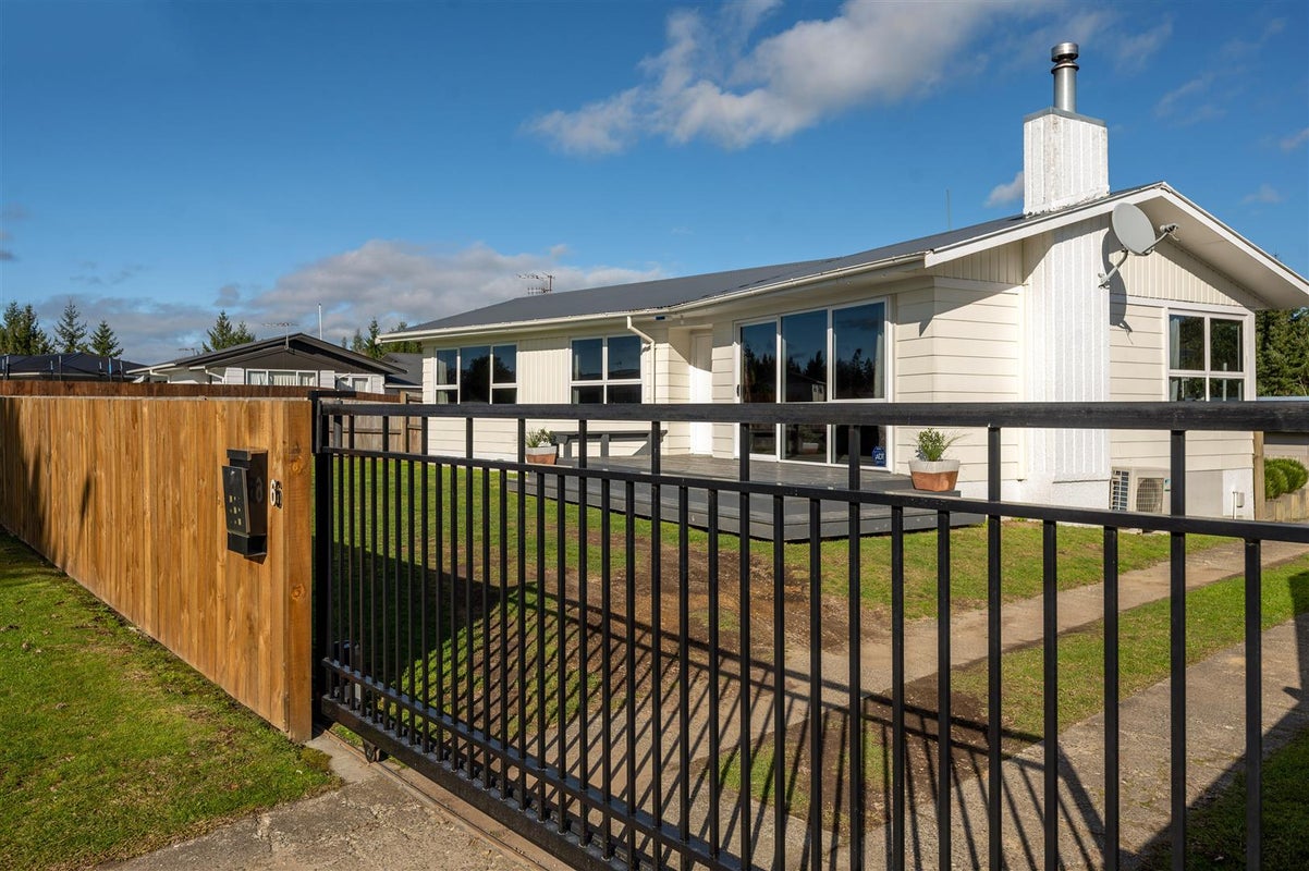 66 Alison Street, Mangakakahi, Rotorua - Carousel 1