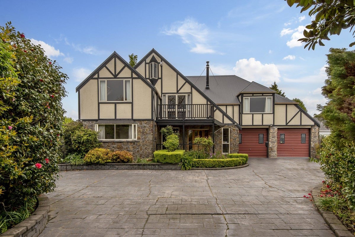 36 Cherrywood Place, Redwood, Christchurch - Carousel 1