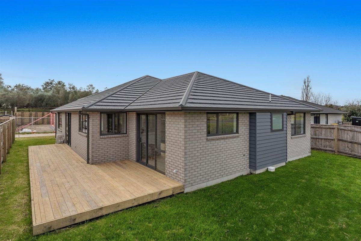 33 Shaw Road, Coastlands, Whakatane - Carousel 1