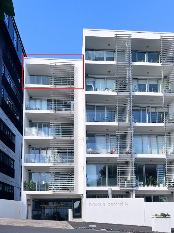 5D/14 Exmouth Street, Eden Terrace, Auckland - Carousel 1