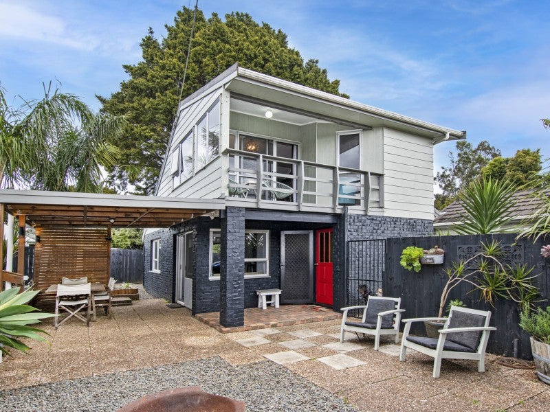 323 Vinegar Hill Road, Kamo - Carousel 1