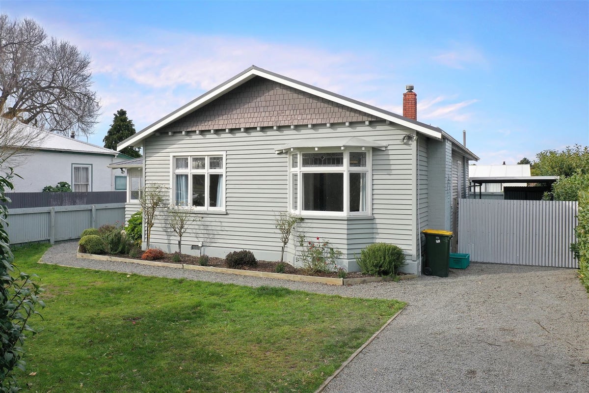 114 Chalmers Avenue, Hampstead, Ashburton - Carousel 1