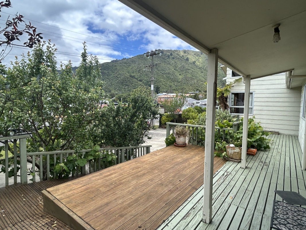 3 Turners Road, Waikawa, Picton - Carousel 20