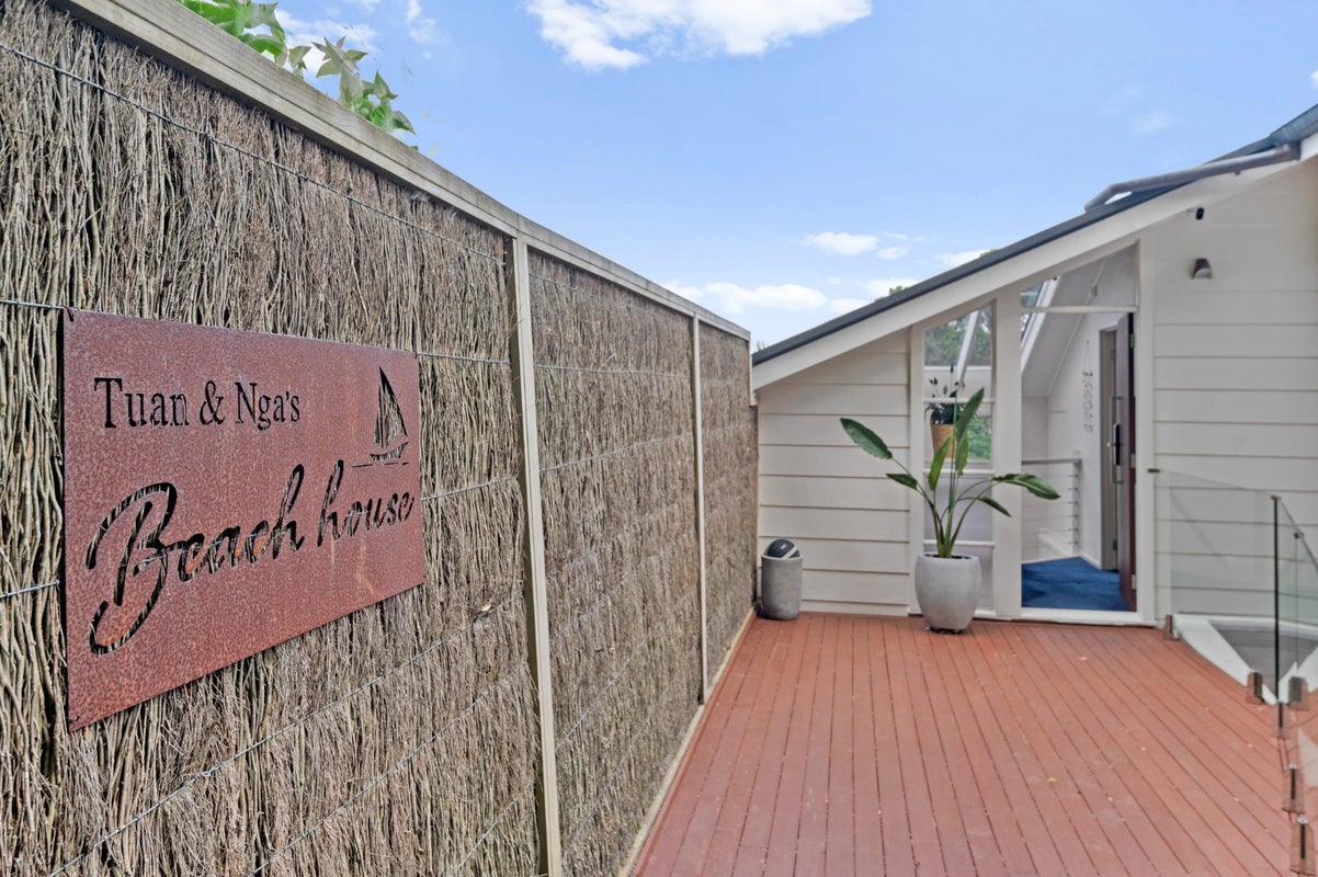 59 Pohutukawa Avenue, Shelly Park, Auckland - Carousel 47