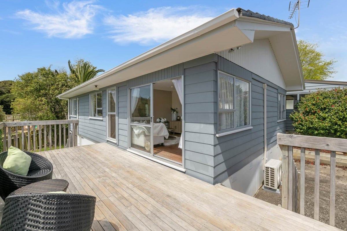 57 Lynn Road, Bayview, Auckland - Carousel 22