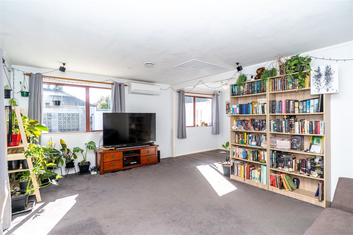 3A Williams Place, Fairfield, Hamilton - Carousel 1