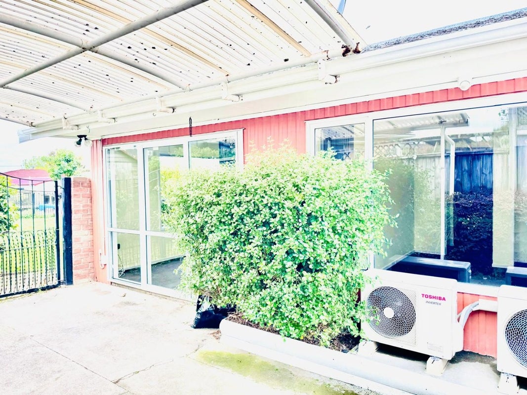 24 Terry Street, Blockhouse Bay, Auckland - Carousel 2