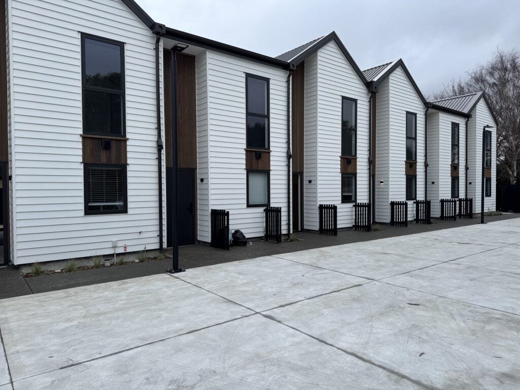 8/21 Fairfield Avenue, Addington, Christchurch - Carousel 2