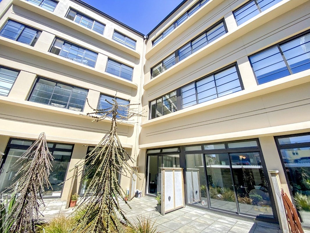 106/3 Roxburgh Street, Mount Victoria, Wellington - Carousel 1
