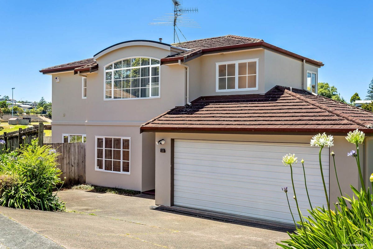 25 John Court Street, Birkenhead, Auckland - Carousel 1