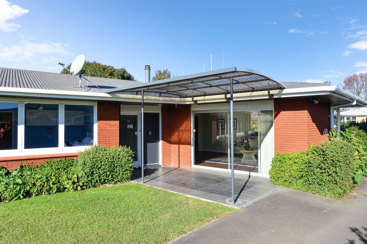 5 Robert Grigg Place, Hamilton East, Hamilton - Carousel 16