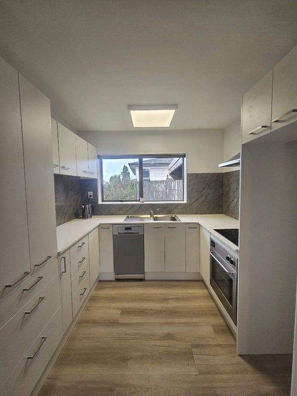 2/12 Sherie Place, Howick, Auckland - Carousel 2