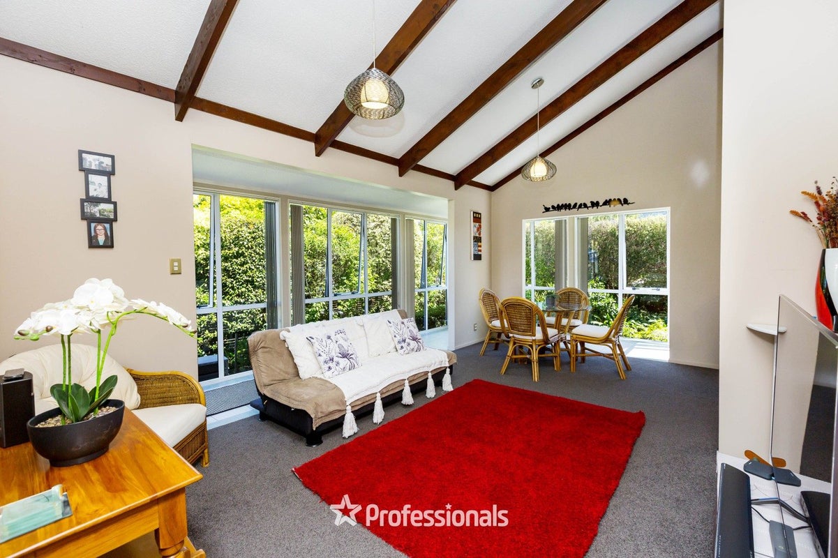 34C Palmer Crescent, Silverstream, Upper Hutt - Carousel 2