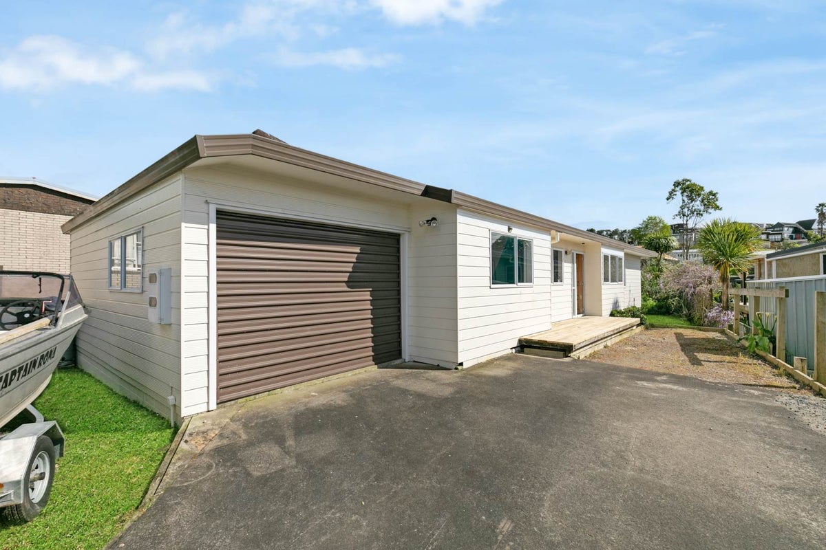 120 Brightside Road, Stanmore Bay, Whangaparaoa - Carousel 2