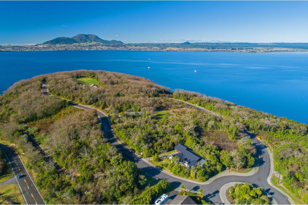 54 Parawera Drive, Acacia Bay, Taupo - Carousel 1