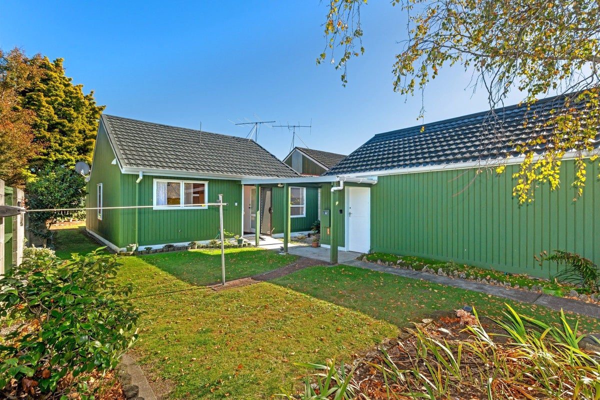 1 Stevenson Lane, Kaiti, Gisborne - Carousel 22