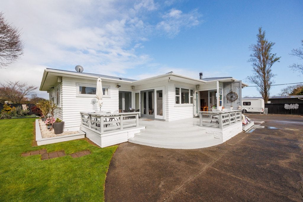 52 Te Wanaka Road, Awapuni, Palmerston North - Carousel 2