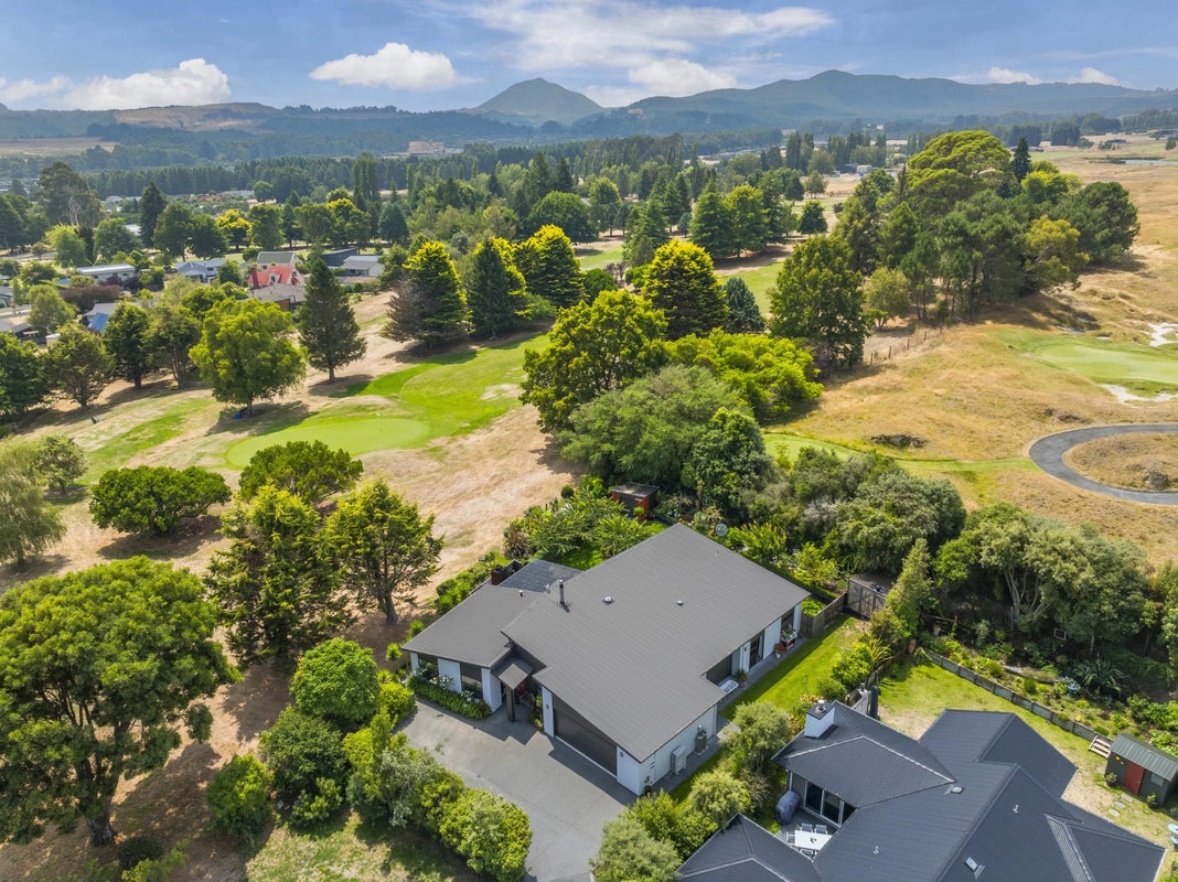 7 Bodes Lane, Kinloch, Taupo - Carousel 34
