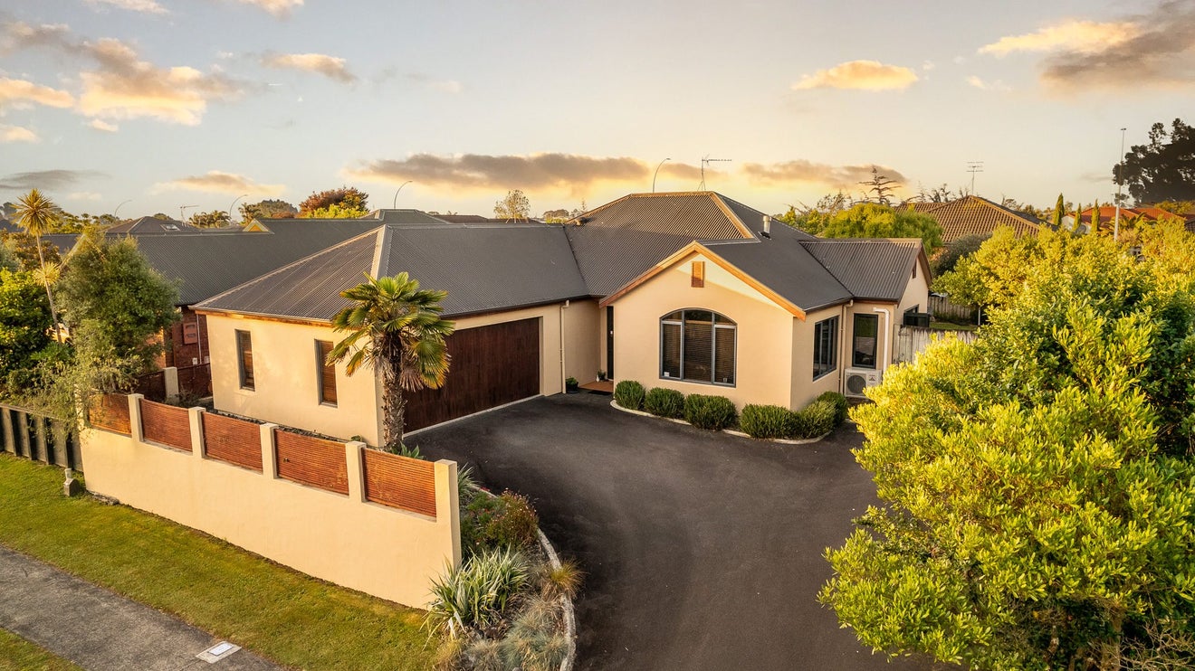 12 Haswell Place, Huntington, Hamilton - Carousel 1