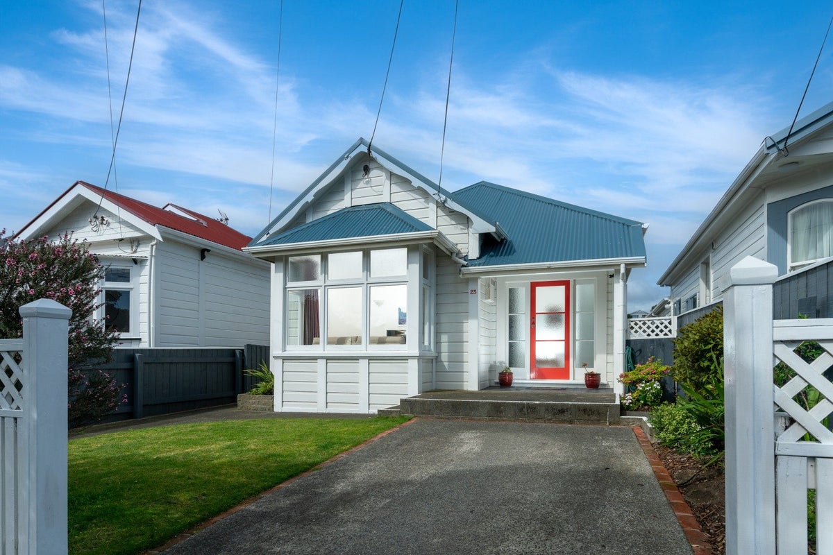 23 Te Whiti Street, Kilbirnie, Wellington - Carousel 1