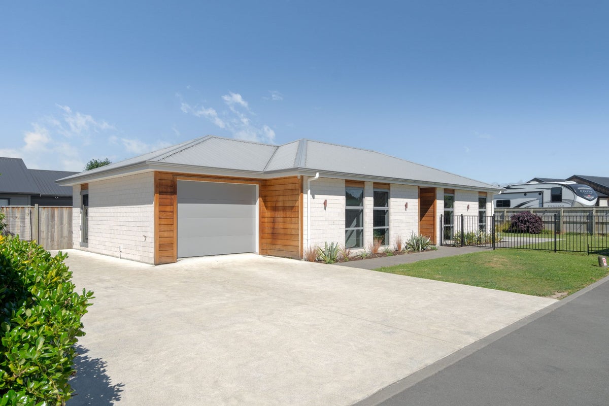 72B South Road, Solway, Masterton - Carousel 1