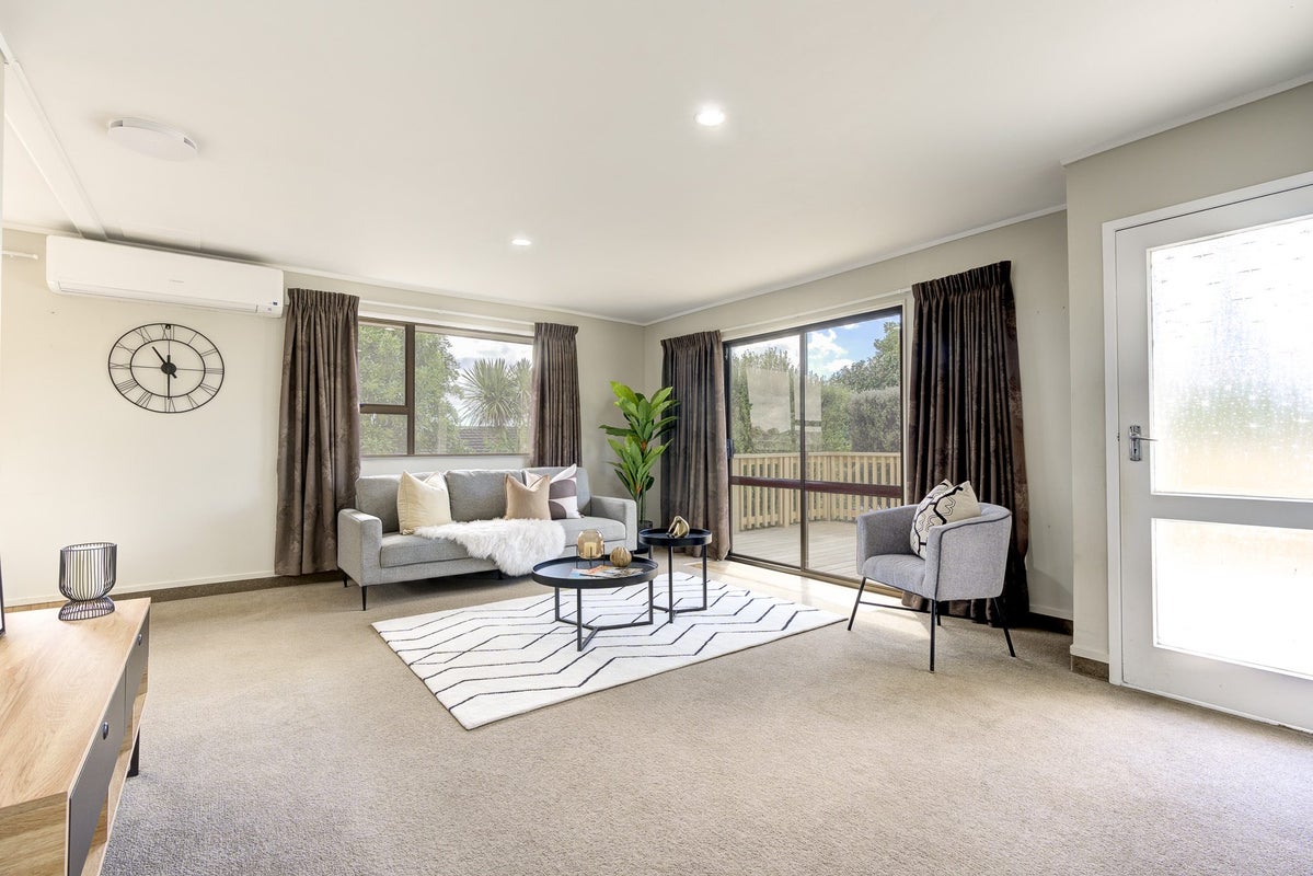 19 Millar Place, Nawton, Hamilton - Carousel 2
