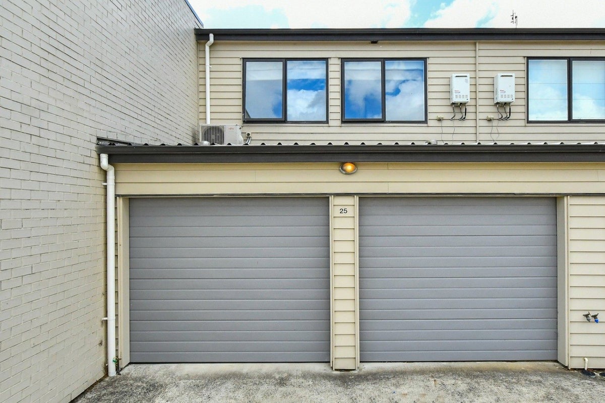 25 Popokatea Drive, Takanini, Auckland - Carousel 20