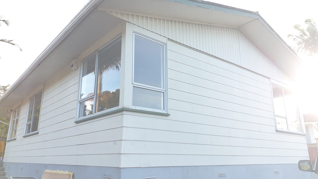 166 Sunnynook Road, Sunnynook, Auckland - Carousel 1