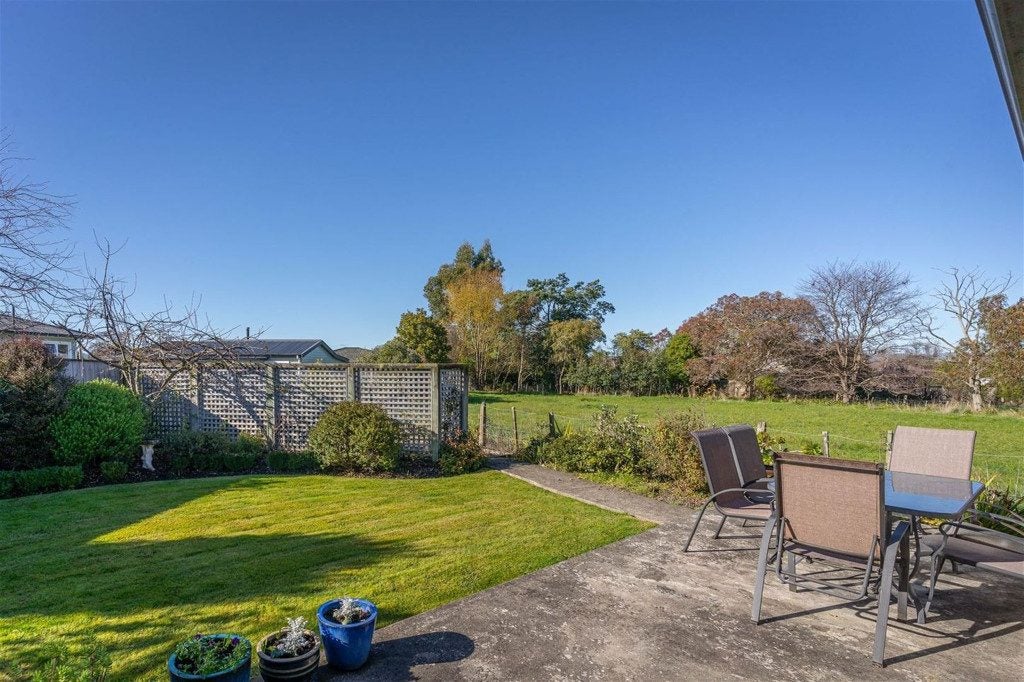 22C Lansdowne Crescent, Lansdowne, Masterton - Carousel 19
