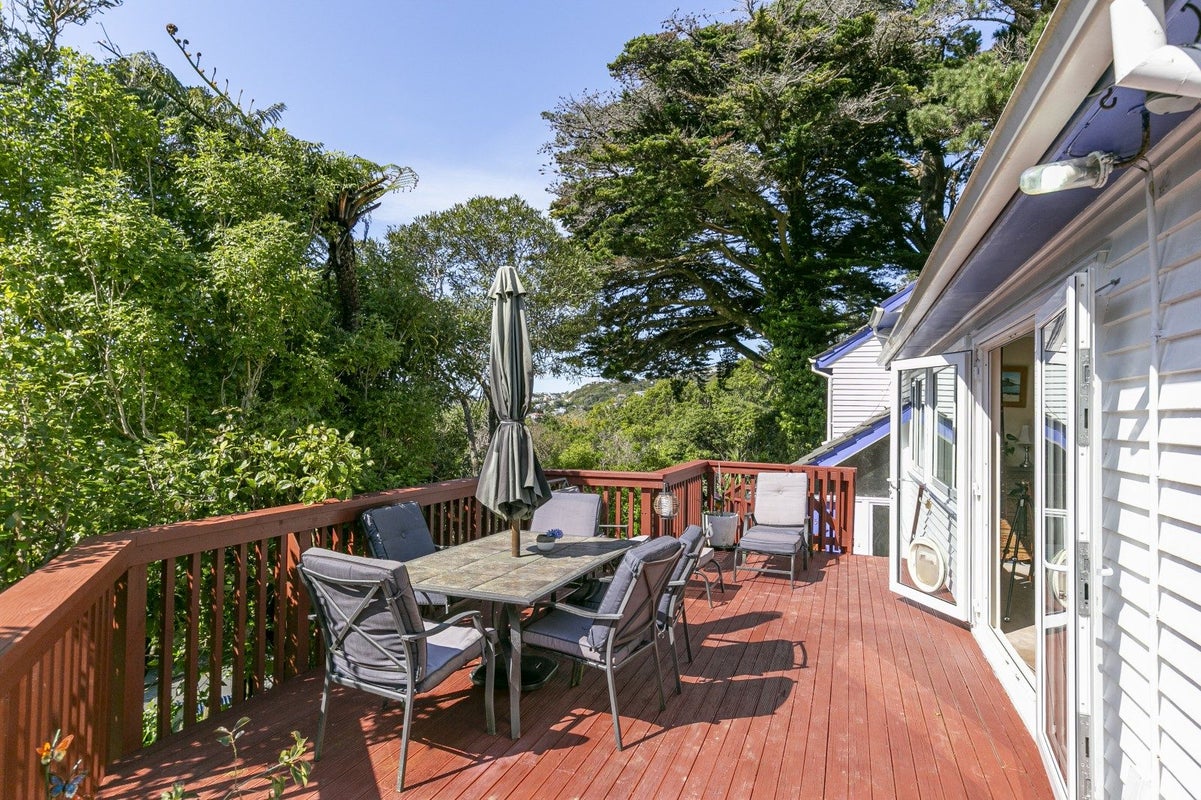 53 Makara Road, Karori, Wellington - Carousel 2