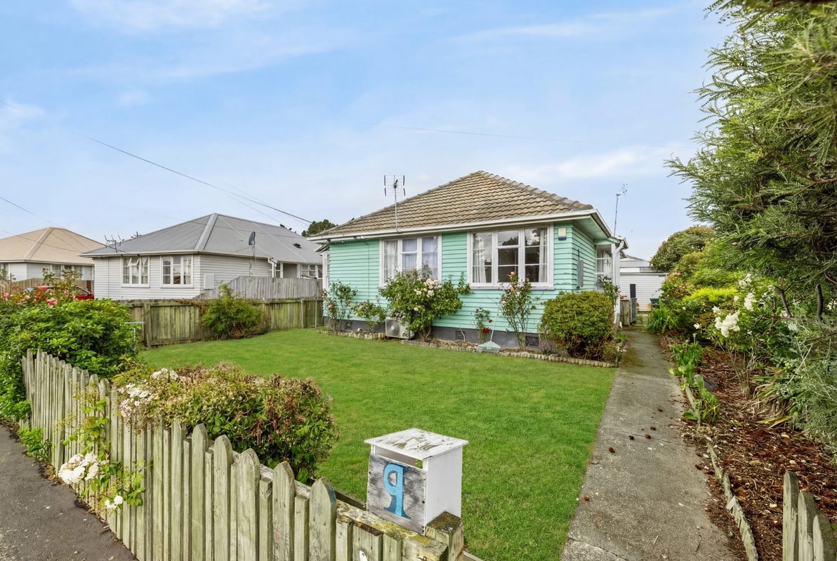9 Nalder Place, Linwood, Christchurch - Carousel 1