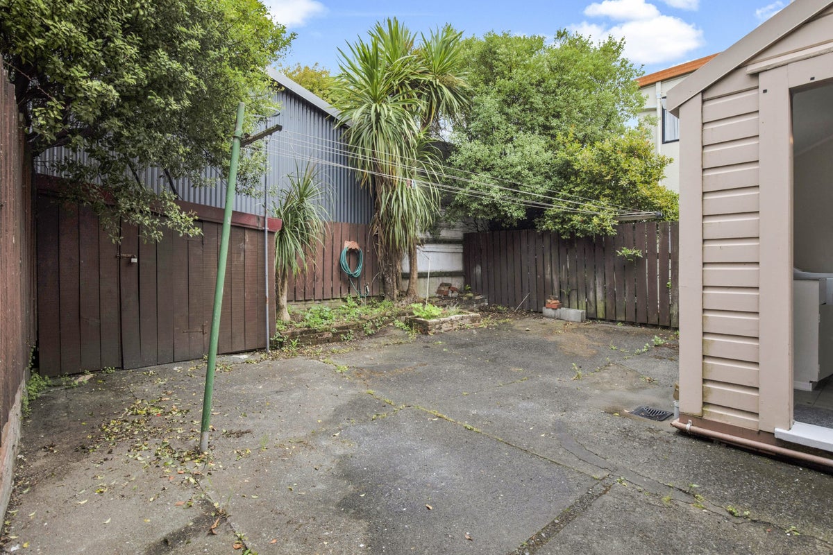 46 Sussex Street, Mount Cook, Wellington - Carousel 2