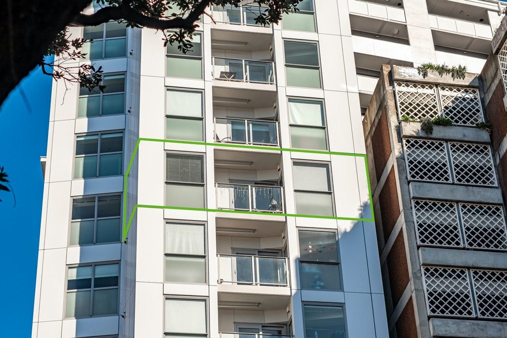 701/74 Taranaki Street, Te Aro, Wellington - Carousel 14