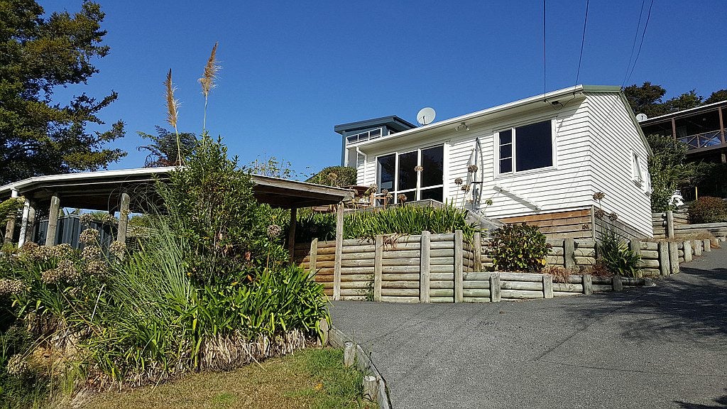 46 Rewa Road, Maraetai, Auckland - Carousel 1