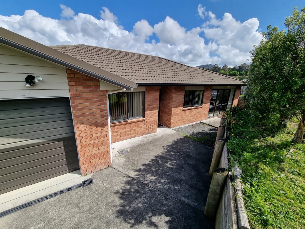 60 Ridgeway Drive, Kamo, Whangarei - Carousel 1