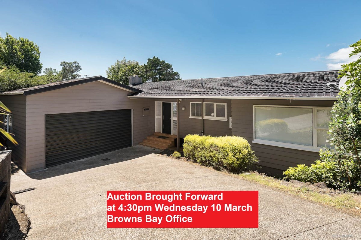695 East Coast Road, Browns Bay, Auckland - Carousel 1