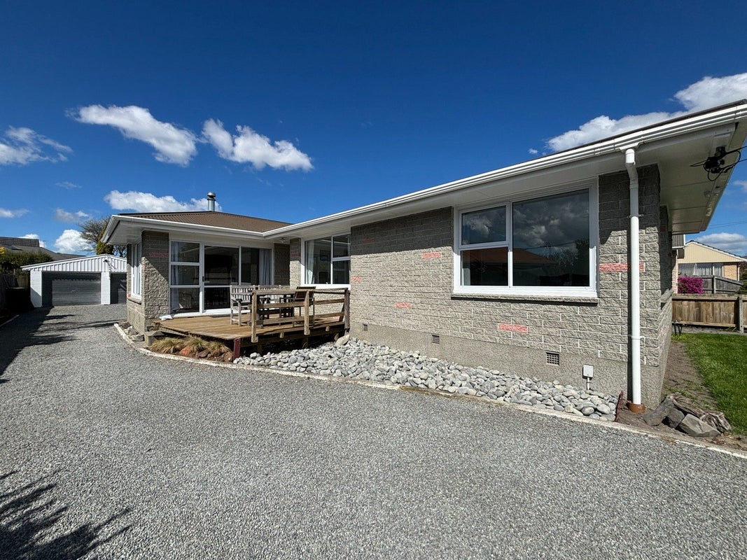 12 Todd Avenue, Bishopdale, Christchurch - Carousel 1