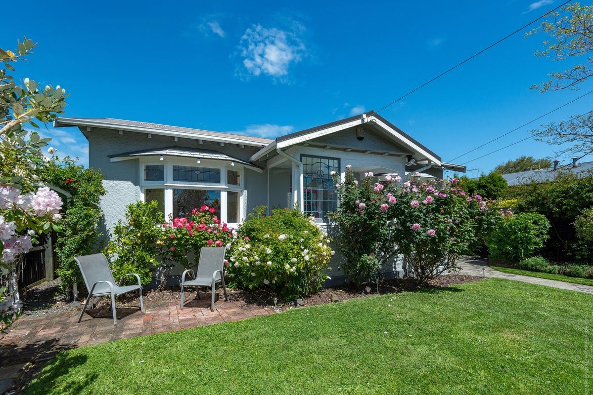 1/112 Edward Avenue, Edgeware, Christchurch - Carousel 2