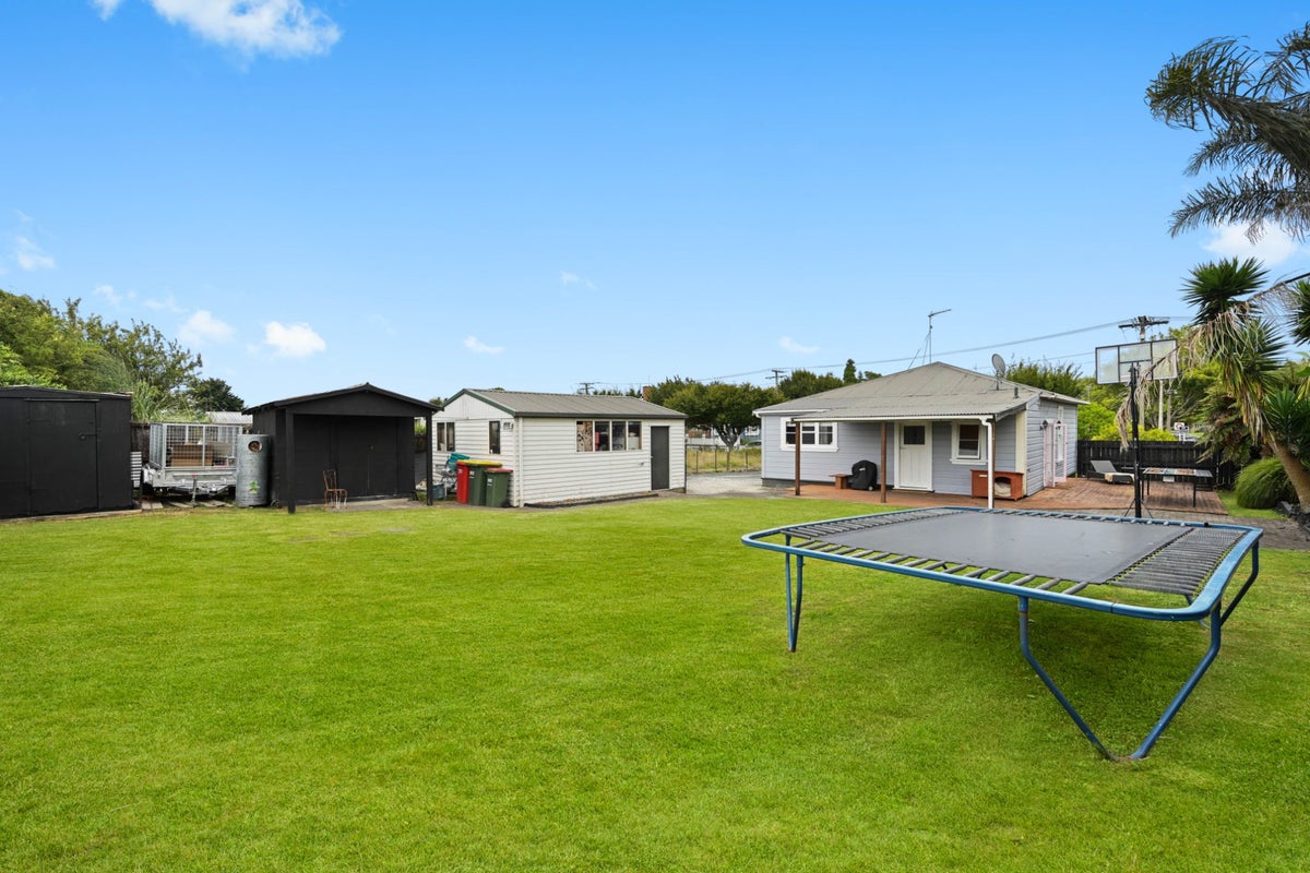 35 Rifle Range Road, Dinsdale, Hamilton - Carousel 2