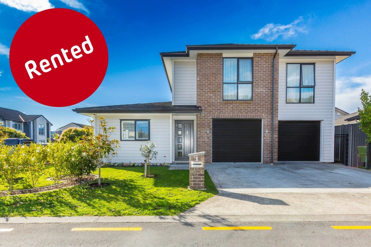 1 Somerby Mews, Silverstream, Upper Hutt - Carousel 1