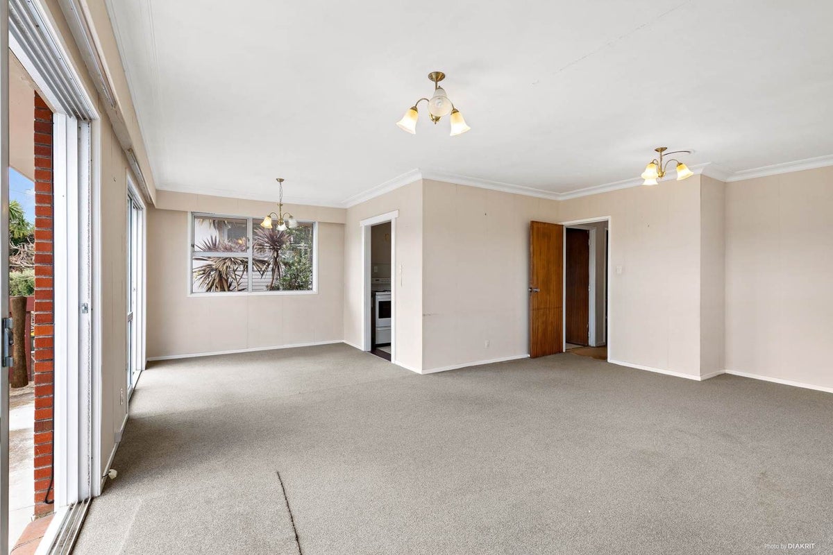 22 Regent Street, Devonport, Auckland - Carousel 2
