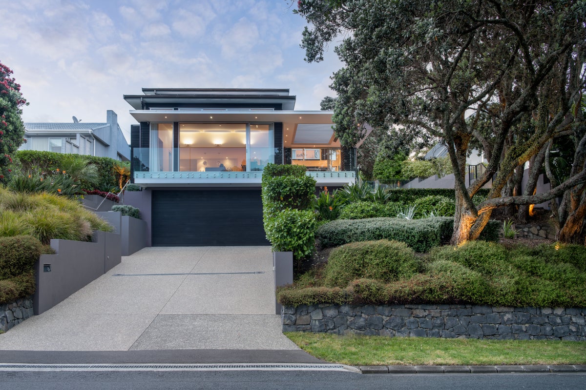 23 Whitby Crescent, Mairangi Bay, Auckland - Carousel 24
