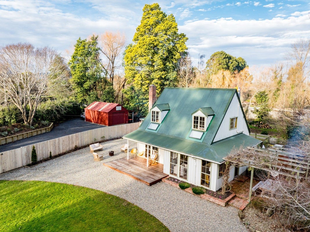 147 Outram-Mosgiel Road, Mosgiel, Outram - Carousel 2